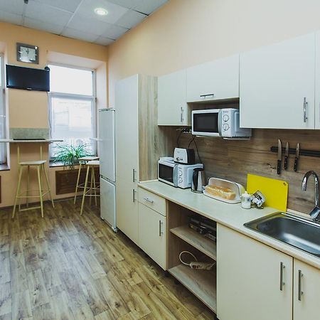 Hostel Bed&Bread Dnipro Bagian luar foto